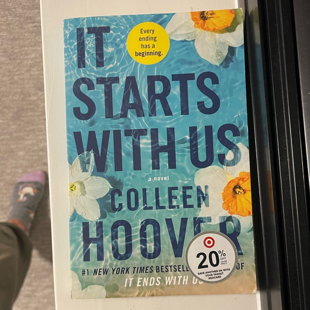 It Starts with us by Colleen Hoover